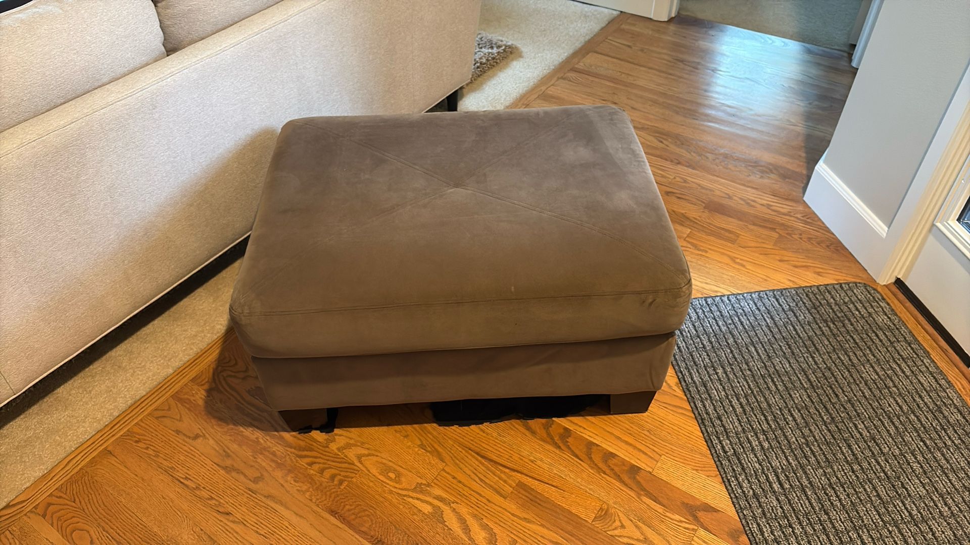 Free Ottoman