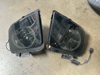 05-09 Mustang smoked headlights $60