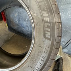 Michelin primacy tour a/s 235/65/18