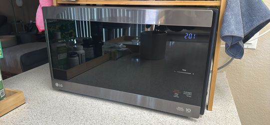 LG microwave