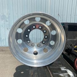 Chrome Rims 11R 24.5