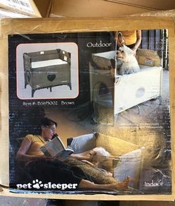 Pet sleeper indoor and outdoor brown color