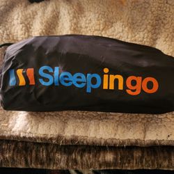 Sleepingo Large Sleeping Pad for Camping-Ultralight Sleeping/Camping Mat for Backpacking-Lightweight, Inflatable & Compact Camping Air Mattress 