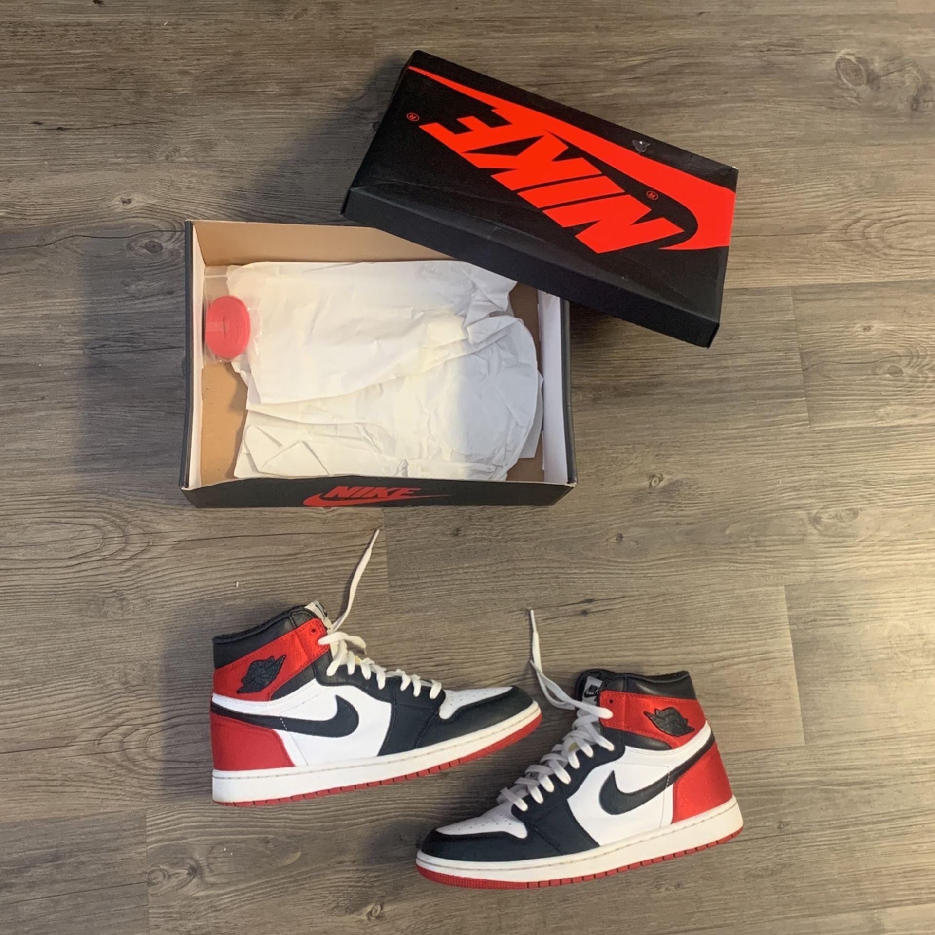 Jordan 1 Satin Black Toe