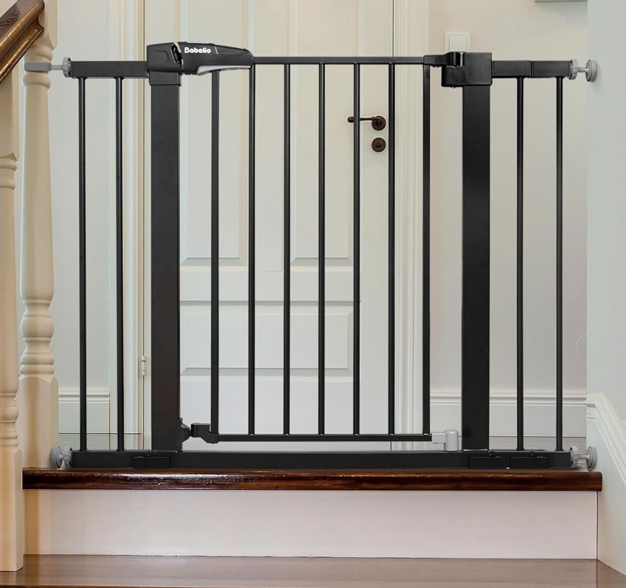Baby safety gate 