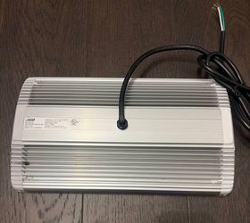 Feit Electric 14-inch Full Spectrum LED Grow Light (Model: GLP14FS/HB/80W/LED