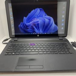 TOUCHSCREEN  HP  NOTEBOOK….500  GB…HHD ...6.0 GB RAM .,…READY FOR CLASSES ON LINE OR WORK FROM HOME