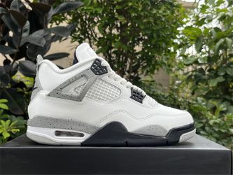 Air Jordan 4 OG “White Cement