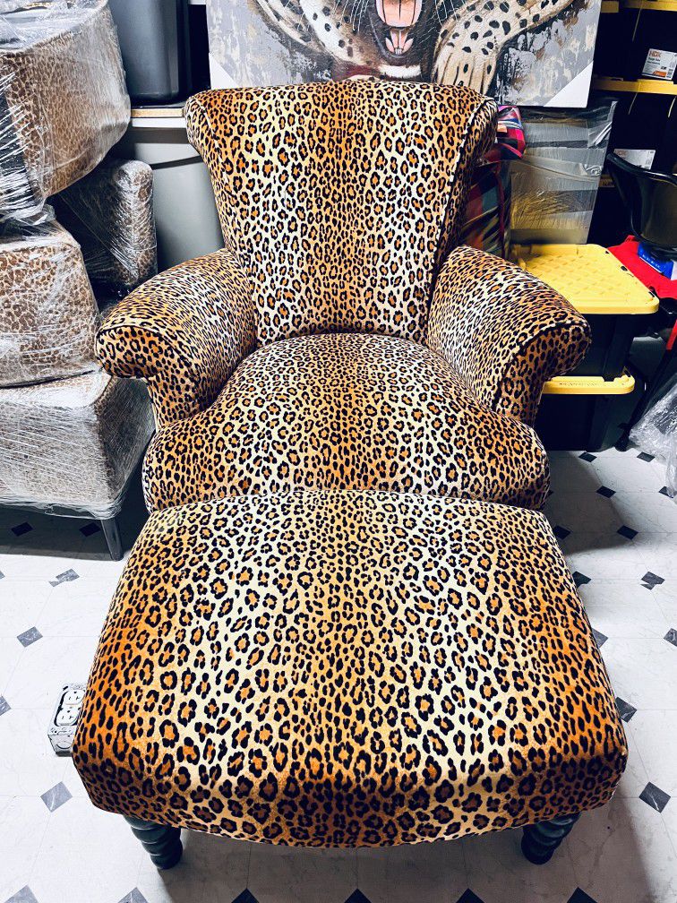 Moving Need To Sale Fast This Cheetah Print Chair With Ottoman 