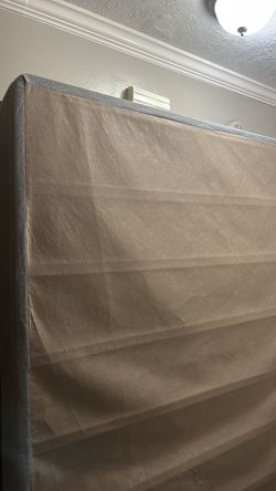 Queen mattress and box spring