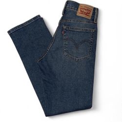 Levi's 505 Wedge Straight Jeans  Excellent Condition - Worn Once Size 26  If you have any questions about sizing or shipping pls feel free to reach ou