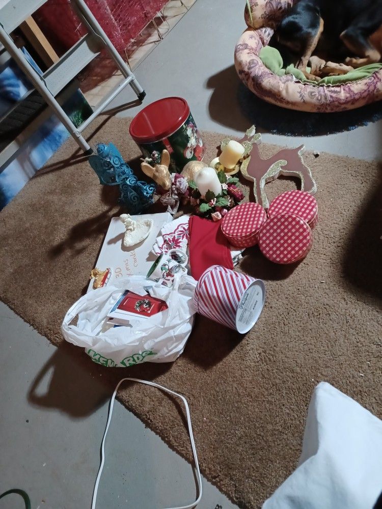 Christmas Misc,cards,napkins Cup,tins,3d Cards,candles