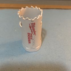 Milwaukee  1-1/8 in. Hole Dozer Bi-Metal Hole Saw