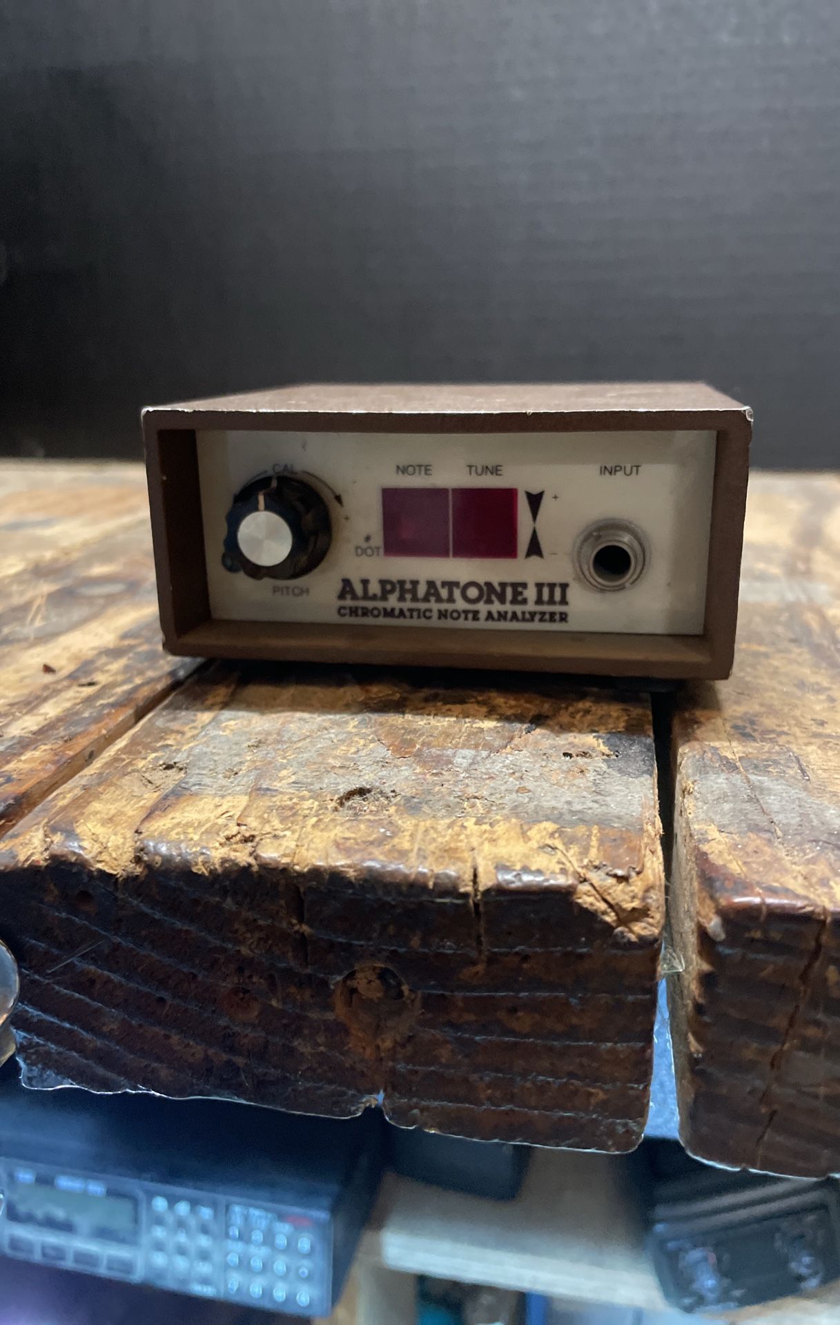 ALPHATONE III Chromatic Note Analyzer