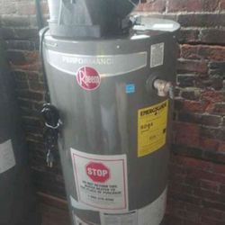 🔥🔥 HOT WATER TANKS BRAND New Scratch And Dent Power Vent Rheem 