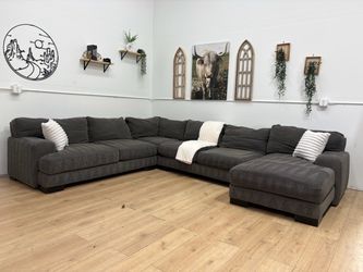 Living Spaces Gray Sectional Couch Free Delivery