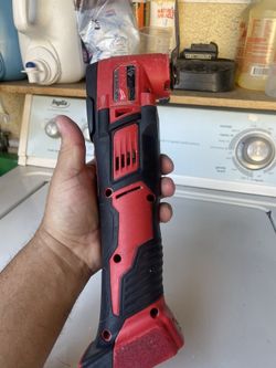 Milwaukee M18  Multitool