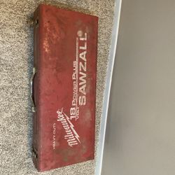 Milwaukee 18v Battery Saw Zall
