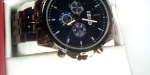 IZOD Men's watch (brand new never worn)