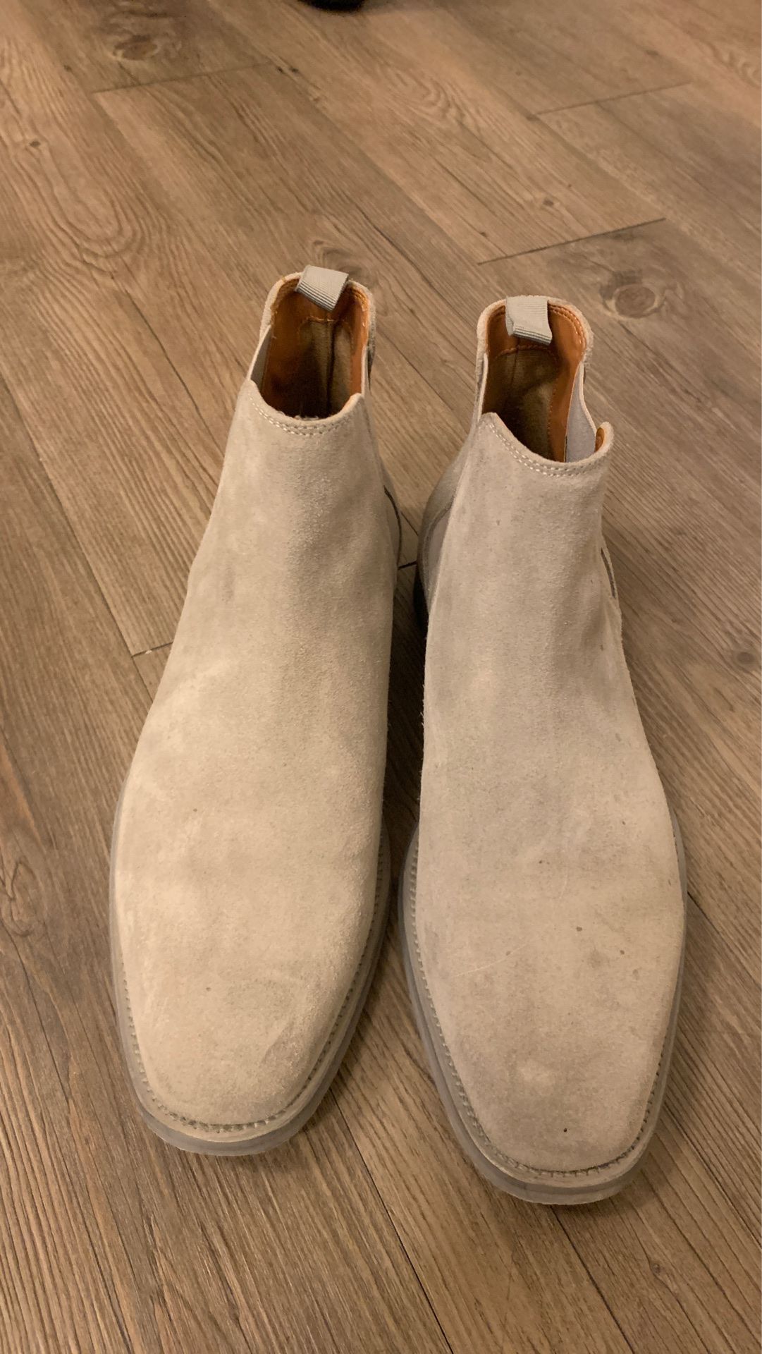 ALDO Size 9 Grey Chelsea Boots
