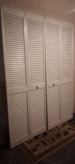 $49 each 30x79 vented wood bifold bi-fold closet door 