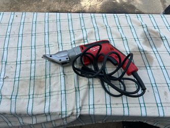Electric tin snips