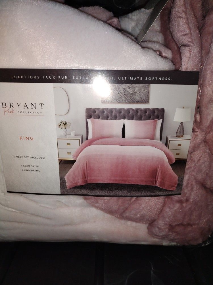 New King Size Faux Fur Comforter Set
