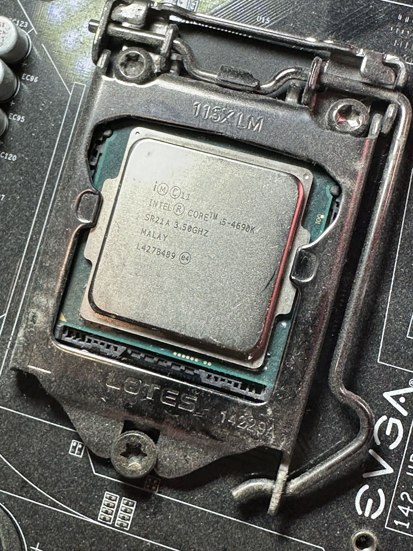 CUSTOM PC Parts Lot (pre-owned) $350 OBO [Lote de Partes de PC Usadas – $350 ]