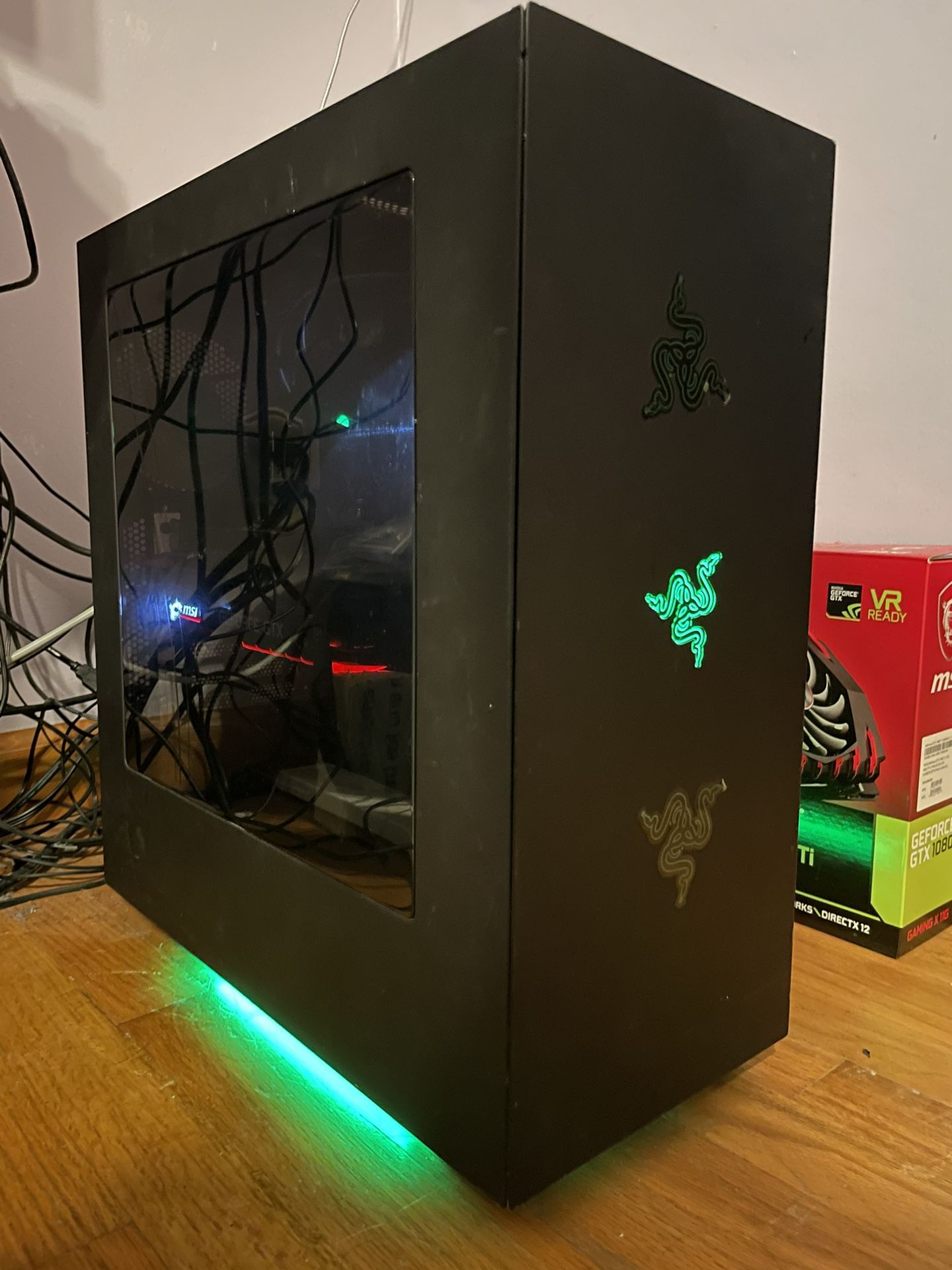 Gaming PC + Monitor