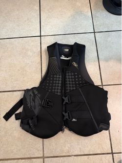Stearns Men’s XXL Life Jacket – Watersports Ski Vest USCG Approved