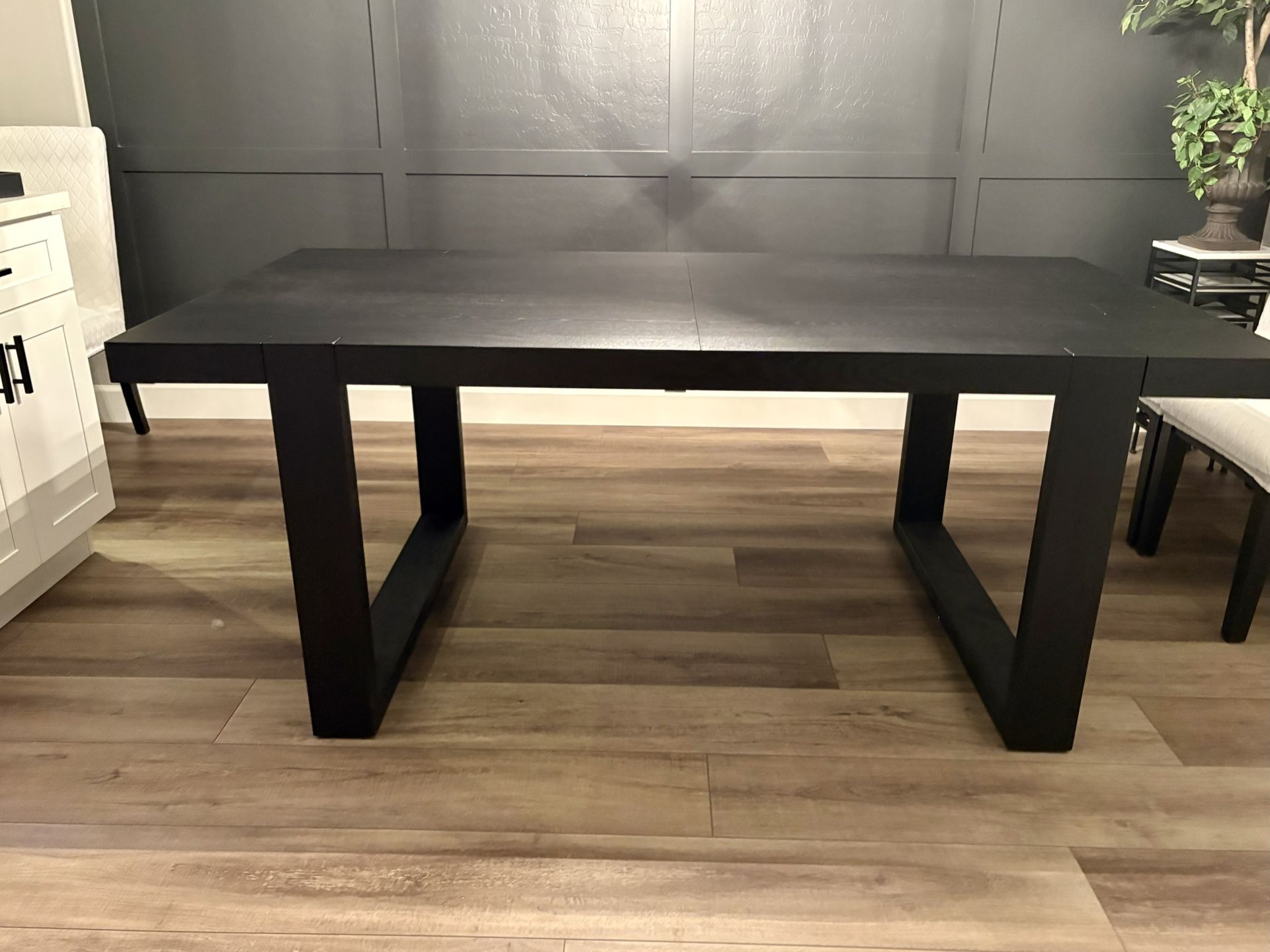 New Black Wood Farmhouse Table With Leaf