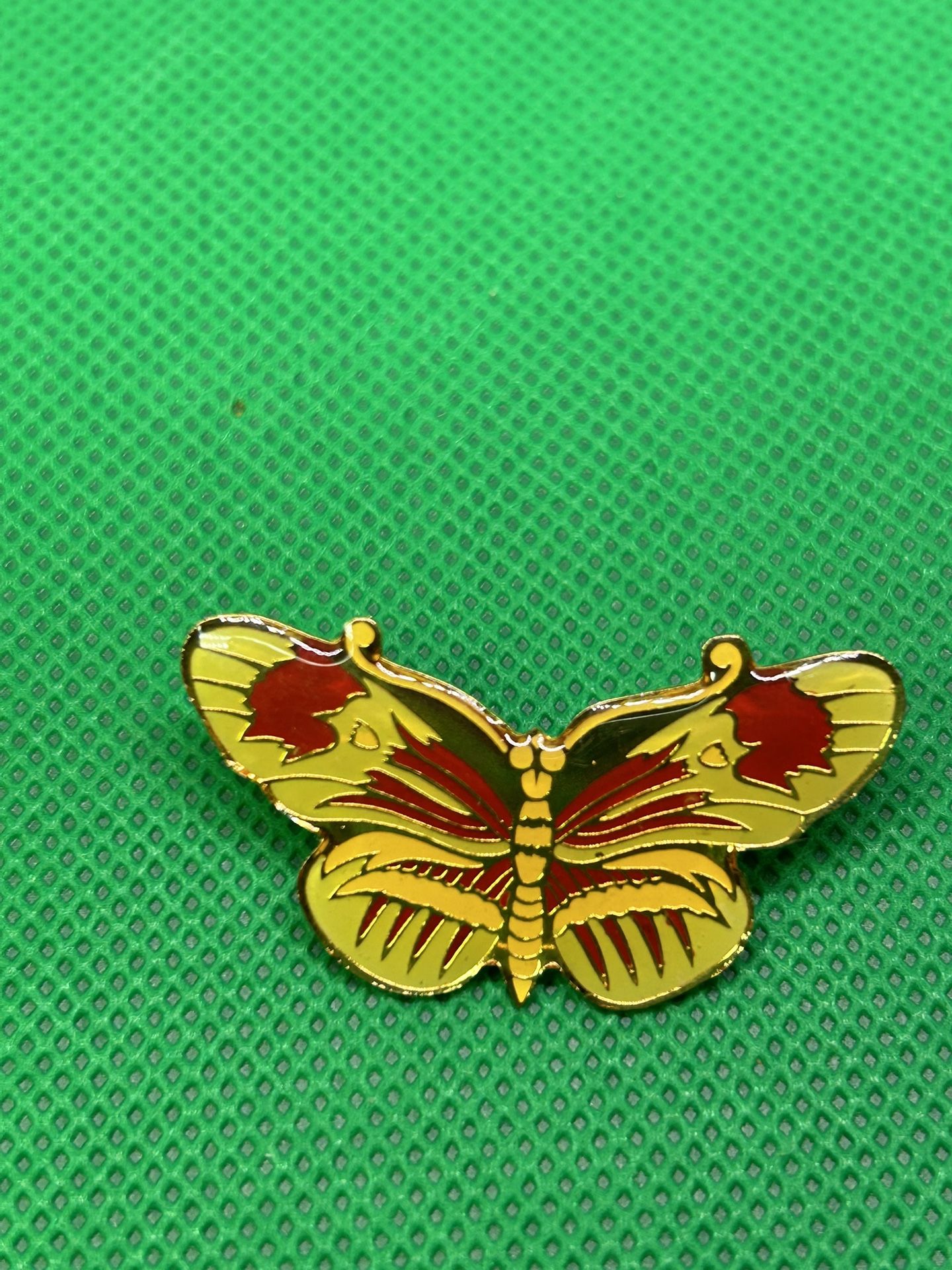 BUTTERFLY BROOCH JEWELRY ⭐️ VINTAGE TO FASHION