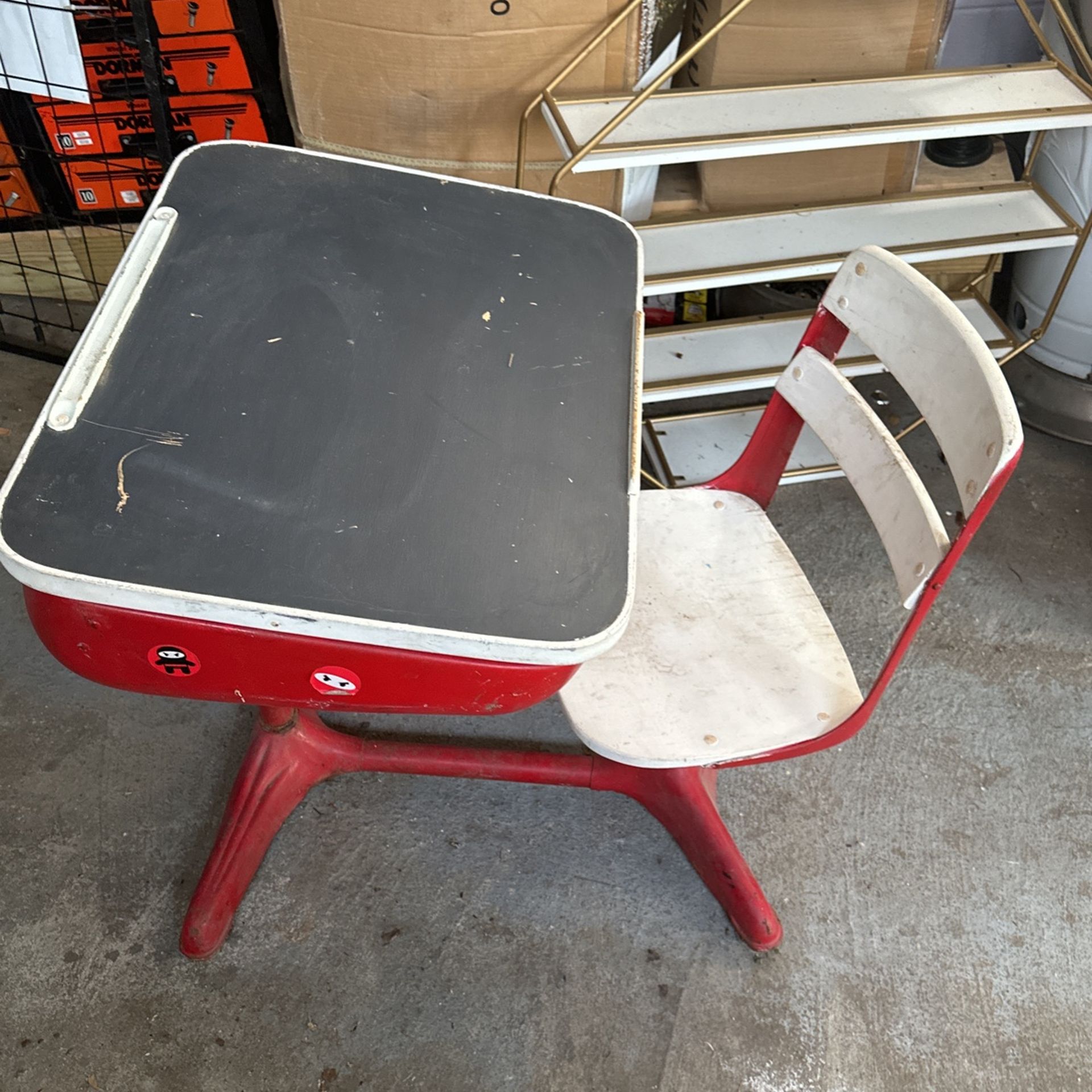 Kids Old school Desk