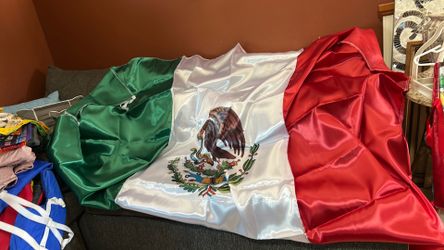 9 ft x 6 ft satin Mexican flag