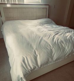 Modrest San Marino Platform Bed Set LED Bed frame king size