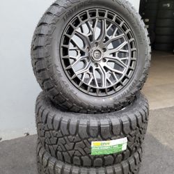 20" Fuel rims w/ 33" TBB tires