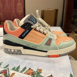 Lv trainers leather trainers 