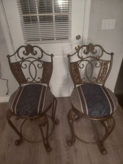 Heavy Eligant Bar Stools