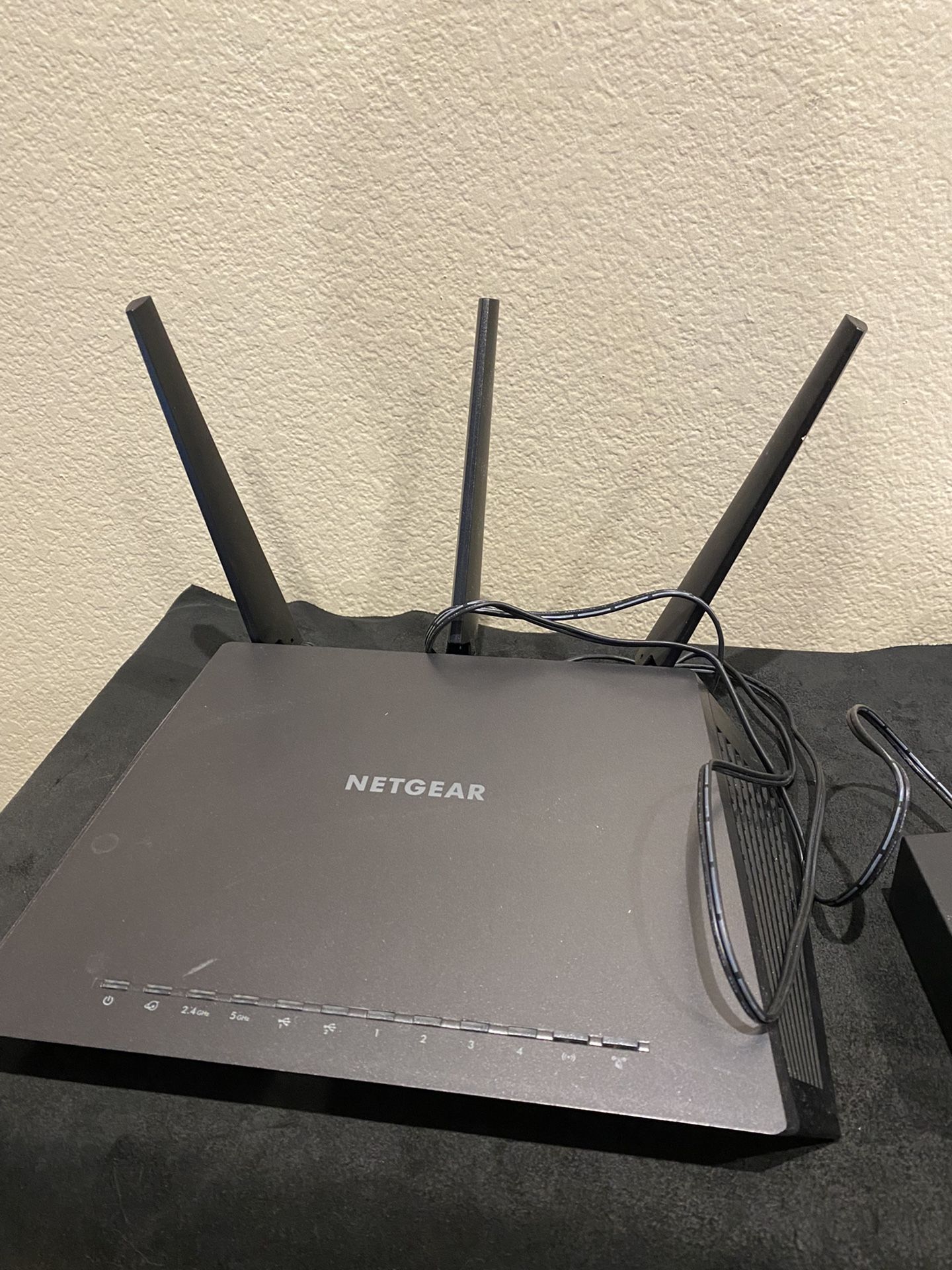 Netgear Nighthawk AC1900