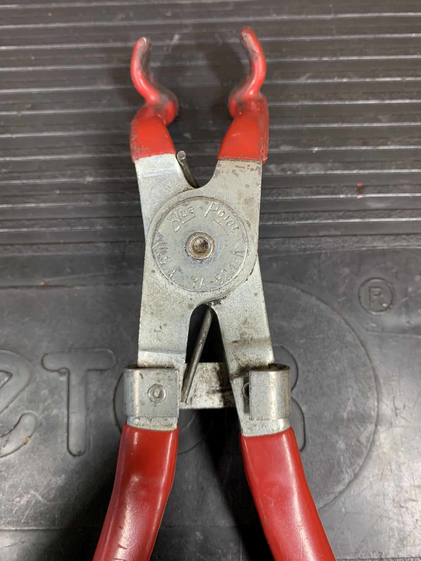 Blue-Point 10” Red Rubber Spark Plug Boot Pliers 