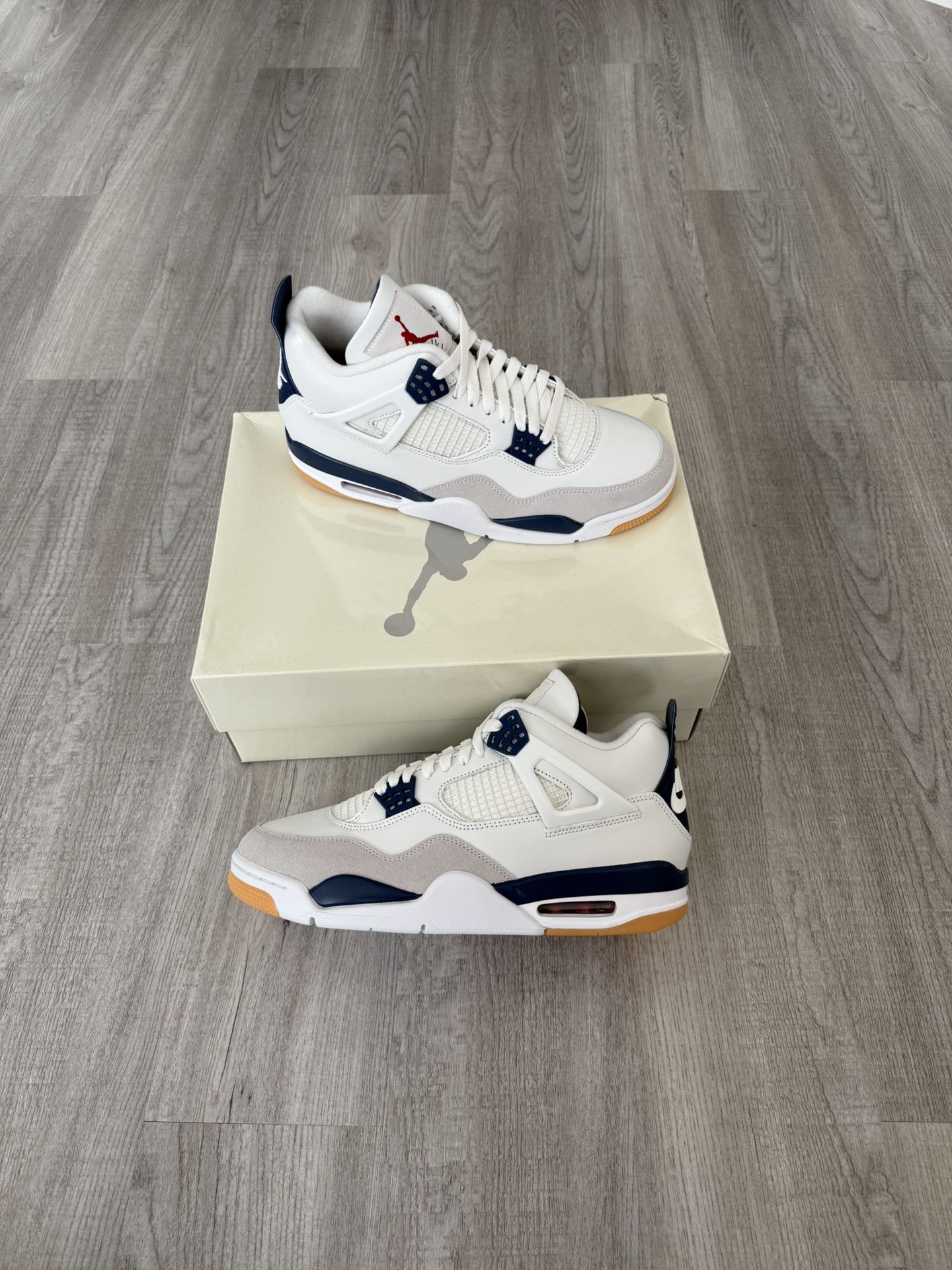 Jordan 4 Retro Sb Navy Men 10.5 and 11 New