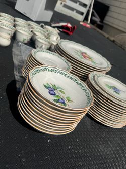Porcelain Dinnerware 12 Set with Fruit Pattern