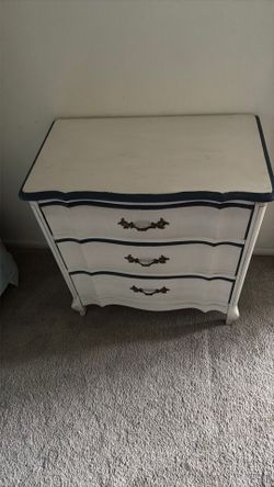 Antique night stand dresser