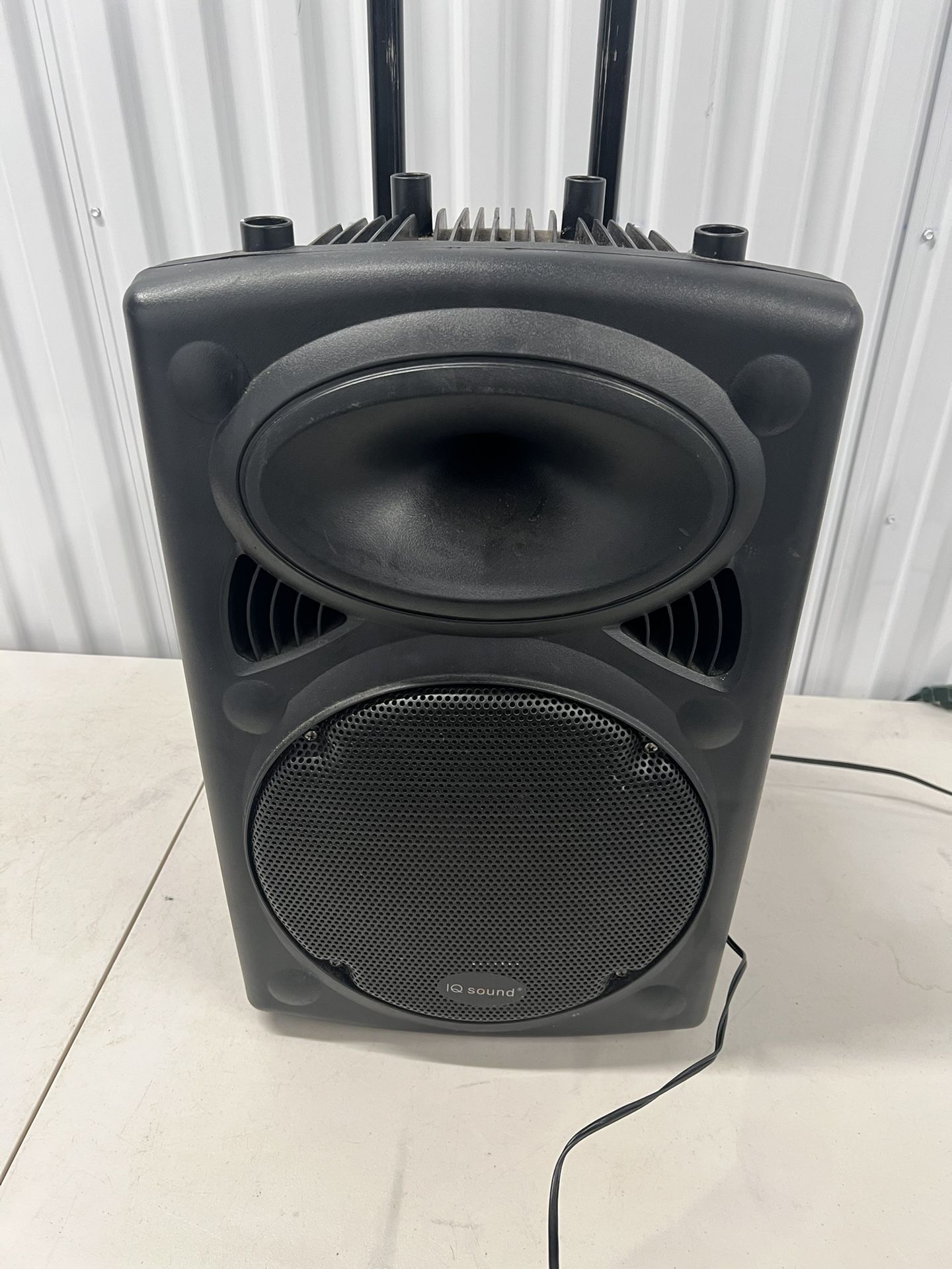 IQ Sound IQ-3012DJBT Portable Speaker. None BT speaker only uses line/Aux cord. Aux cord provided Decent sounding speaker. Requires constant power. Pi