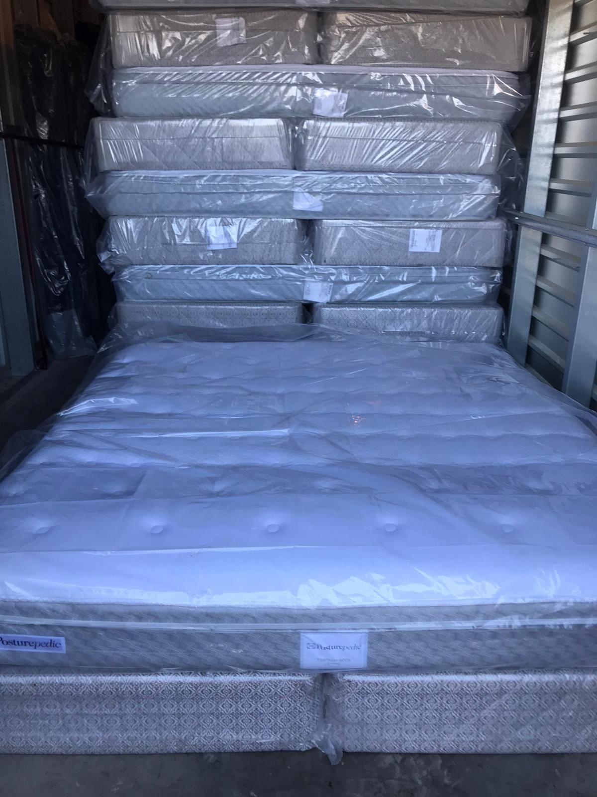 New King Size Serta Mattress And Box Spring