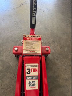 PITTSBURGH 3 Ton Floor Jack with RAPID PUMP,