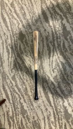 31 inch wood Louisville Slugger Fungo bat