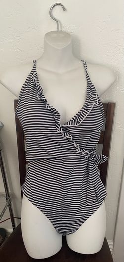 Bathing suit