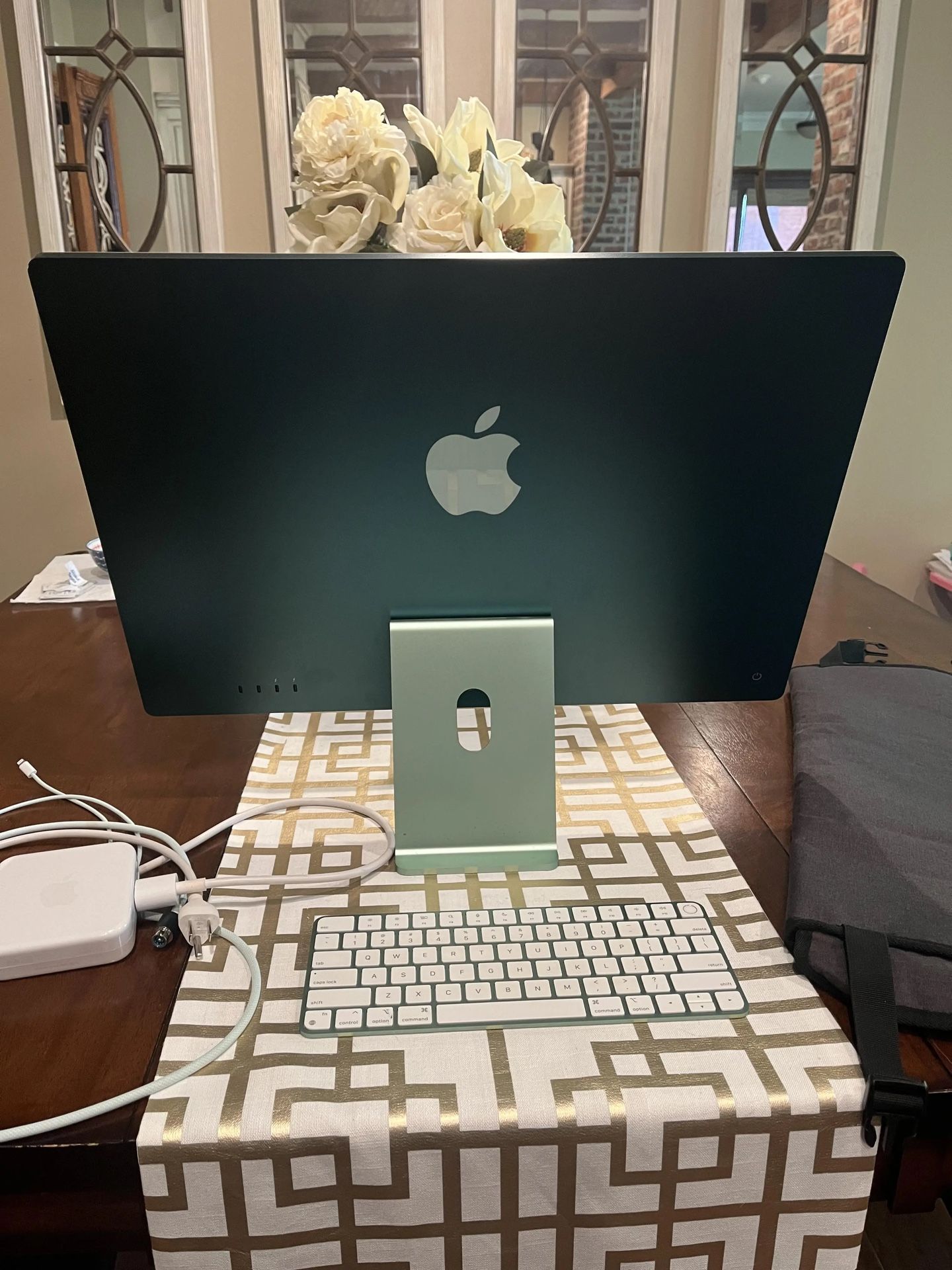 Like New Apple iMac M1 Green Touch ID 512gb 