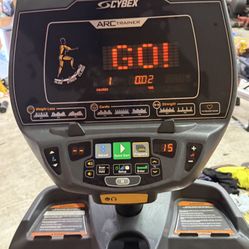 Cybex ARC Trainer 626AT